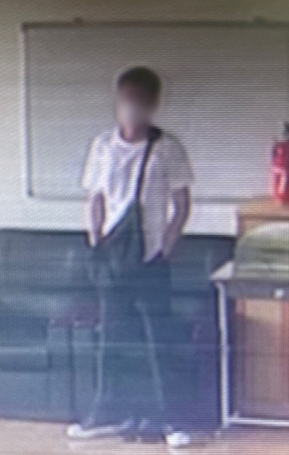 대전 송촌고등학교 B 교사 흉기로 찌른 20대 용의자 구속
