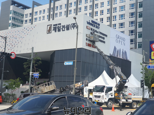 [견본주택 언팩] 대장주 보다 1.7억 싼데 35층 씨티뷰에 수영장까지…제일풍경채 계양 위너스카이