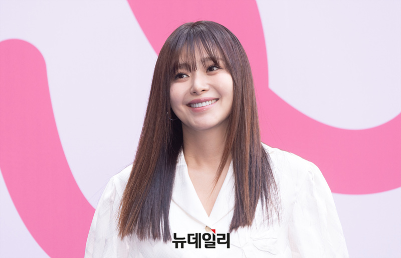 [포토] 서울패션위크, 미소짓는 이영은