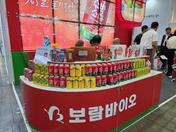 [르포] 보람바이오·빙그레 등 1600여 식품사 한자리에… 4만명 발길 몰린 서울푸드 2024