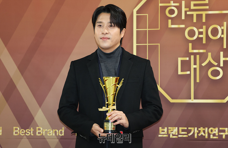 [포토] 시상식 참석한 먼데이키즈 이진성