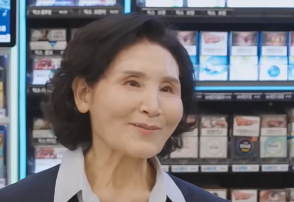 설난영, 김혜경 3행시로 저격 김: 김 빠져요. 혜: 혜경궁 김 씨. 경: 경을 칠 노릇, 법카 사용 마세요