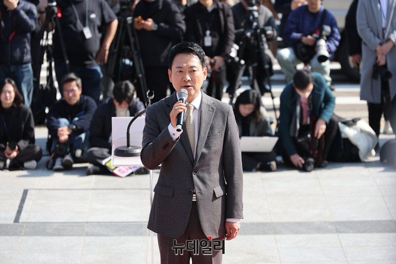 [포토] '대구경북 통합특별법 촉구 결의대회' 참석한 장동혁