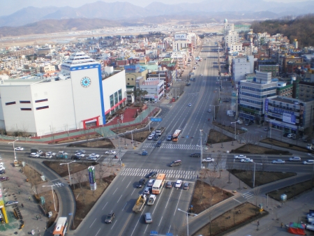 인천재래상인, 홈플러스의 SSM 출점에 법적 제동 이끌어 내