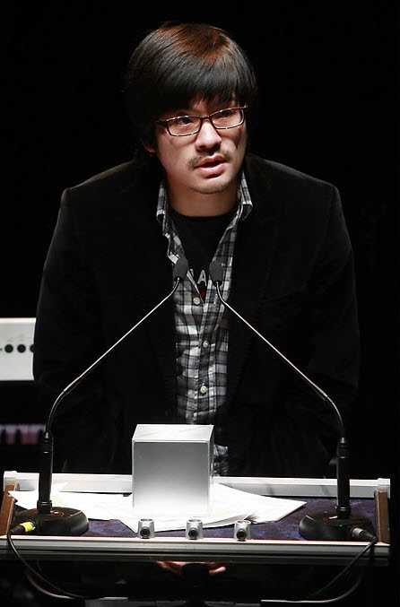 장기하-언니네 이발관, 대중음악상 3관왕 !!
