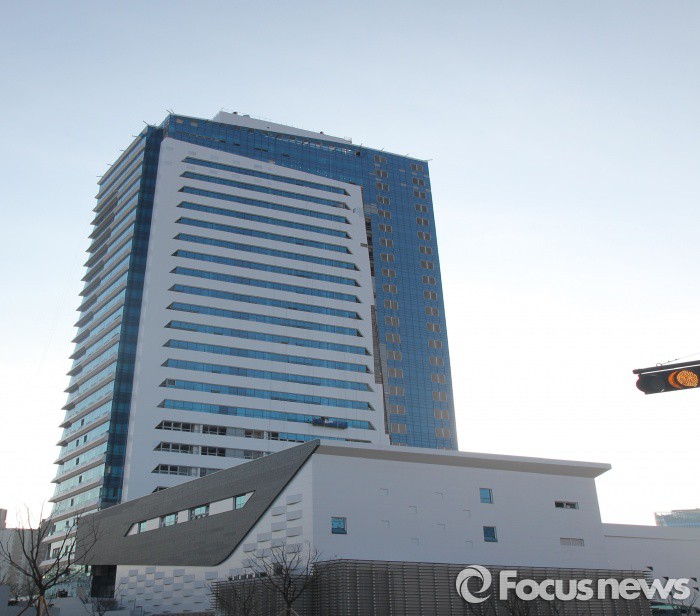 [포커스포토] 국민건강 책임 질 웅장한 27층의 국민건강보험공단..新원주시대 열어