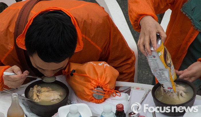 [포커스포토] 국물이 끝내주네