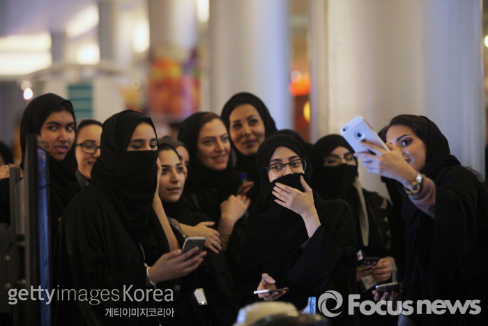 사우디아라비아 가정 상담사, ‘아내 때리는 법’ 동영상 출간