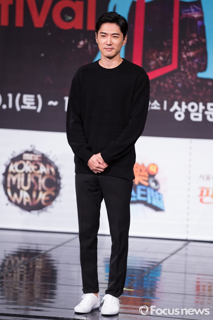 [포토] 데이안, 공손하게 손모으고