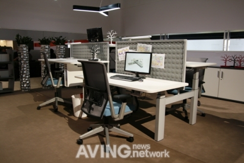 [ORGATEC 2010으로 보는 사무가구 시리즈] ③ 하워스, 스마트한 오피스 만드는 사무가구 전시