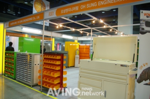 오성 엔지니어링, 부품 보관적 재대 Bin Rack Stand 선보여