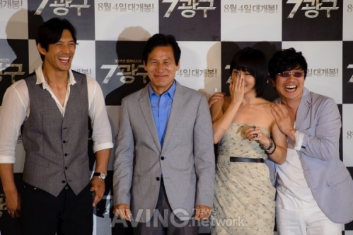 심해 괴생명체와의 사투 다룬 3D 영화 7광구 언론시사회 가져