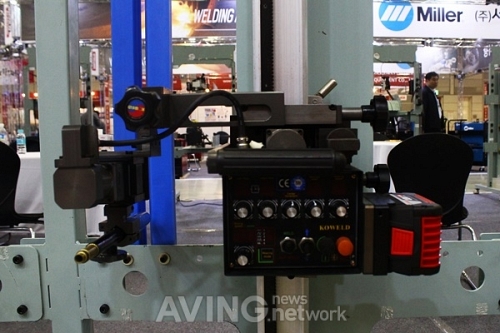 [WELDING KOREA 2018] 청송산업기계, 레일주행케리지 CS-100C, CS-7WC 비롯 자체개발 신제품 적극 알려