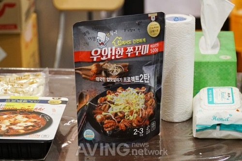 [메가쇼 2018 시즌2] 밀라노푸드시스템, 우와!한 쭈꾸미와 밀라노 떡볶이 전시하며 시식 행사 진행