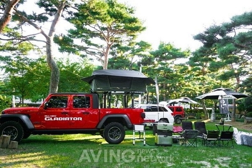 지프(Jeep®) 공식 딜러사 프리마 모터스-메이필드호텔 서울, 차박 인 더 가든 시즌2 패키지 선보여!