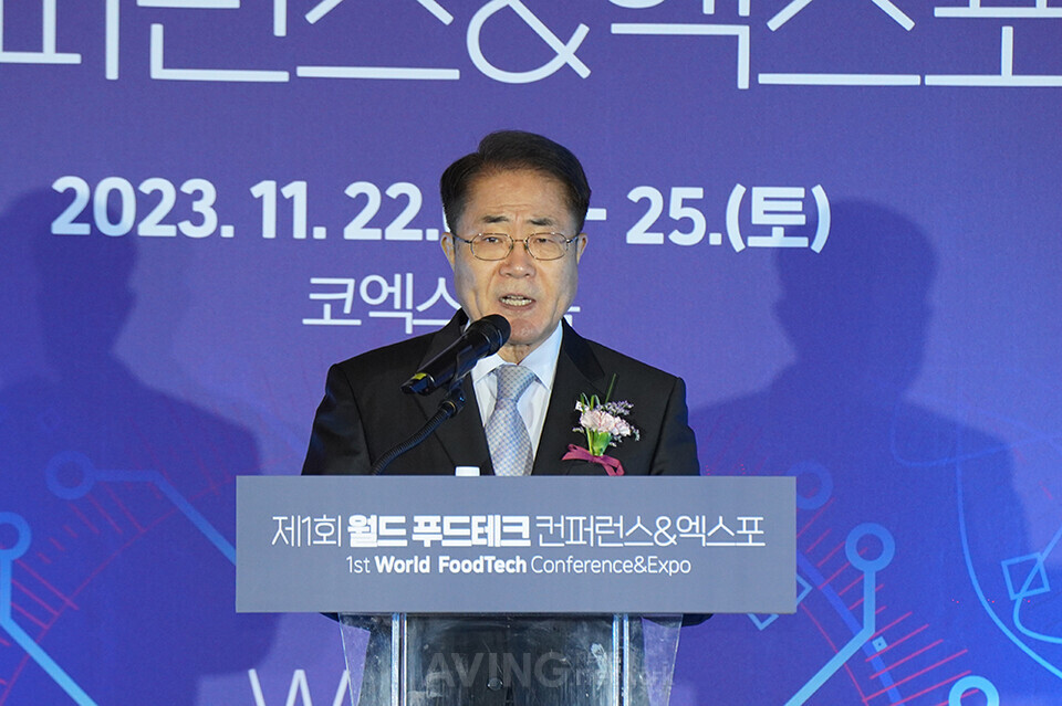 위원장, 서울국제식품산업전이 글로벌 푸드테크 국제행사로 자리매김함은 물론, 농업의 미래 발전을 제안하는 장이 되길 바란다!