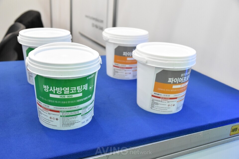 휴켐플러스, 2025 경기도 기후테크 전시회에 나노세라믹 불연코팅제 출품... 고투명성·고경도·내오염성 등 다양한 장점 구현!