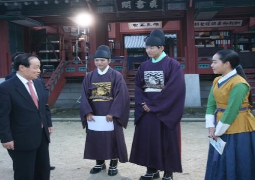 방통위 이경재 위원장, 드라마 제작현장에서 제작환경 개선 약속