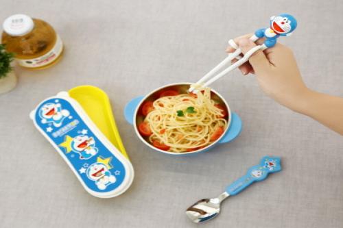 아이엔피, 서울국제유아교육전 참가…도라에몽 식기 신제품 선보여