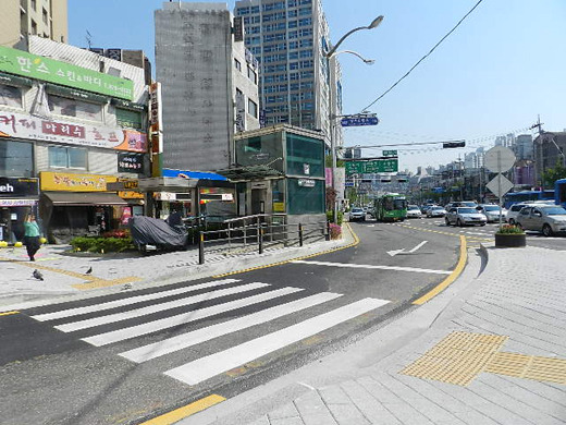 서울대입구역 교차로 보행안전 글쎄