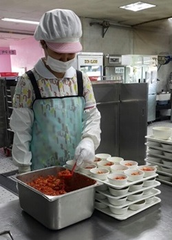 ‘퍼스트잡 지원사업’ 발달장애인 고용 ‘새 물꼬’