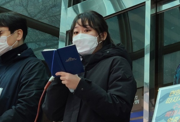 ‘또’ 발달장애인 과잉진압, 장애계 화났다