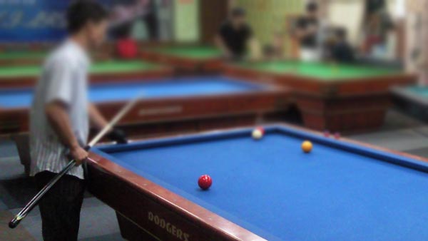 法 당구는 건전한 스포츠...학교 인근이라도 시설 허가해야