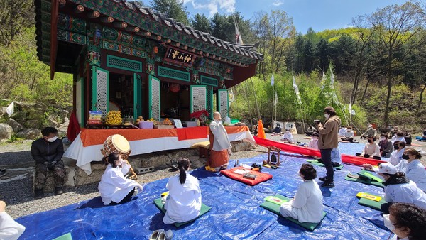 홍천 여래사 코로나19극복 산신대재 아무도 아프지 않도록