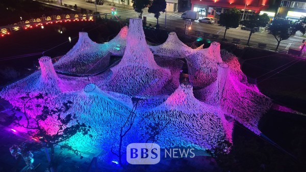 제주 원도심 산치선서 만나는 한라산…제주관광공사, 미디어아트 전시