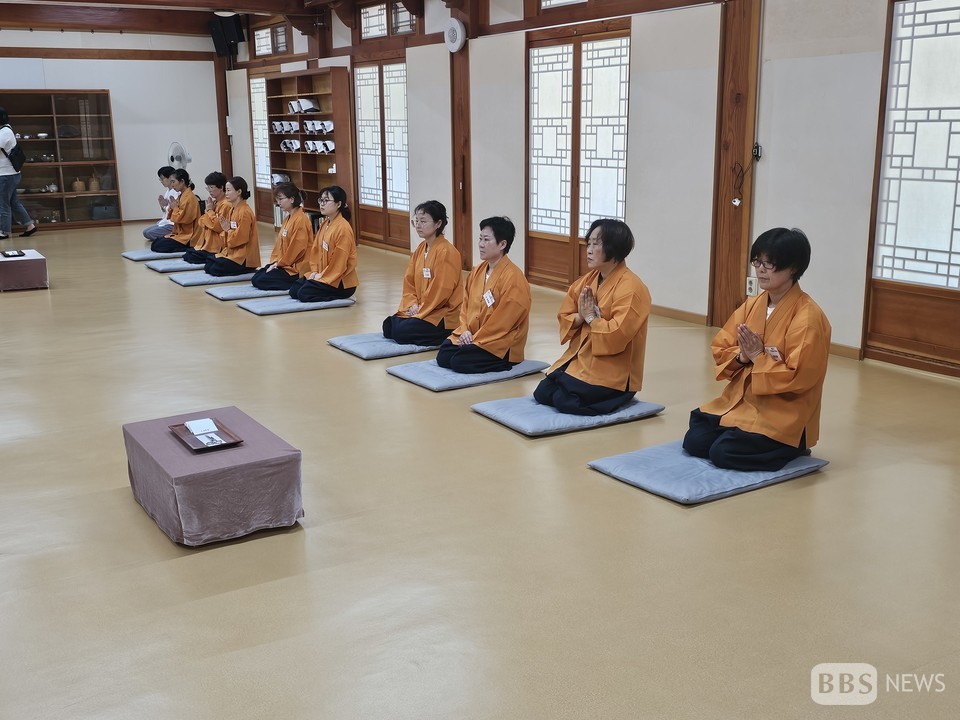 수원 봉녕사, 2기 여성 출가 학교 입재...참 자유를 찾아