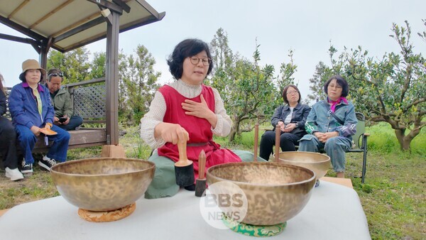 오순금 제원하늘농원대표 제주 찾는 관광객, 나와 인연 맺은 가족...그 이상 답은 없다