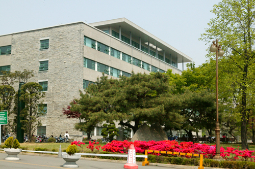 연세대 화제, 공학관 실험실서 불 나 ‘인명피해 없어’