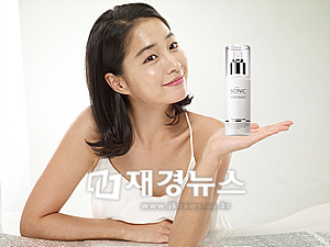 코스메틱 트렌드는 에센스 함유