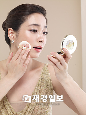 하루종일 여신하라! 오후 3시 수정 메이크업이 필요해~