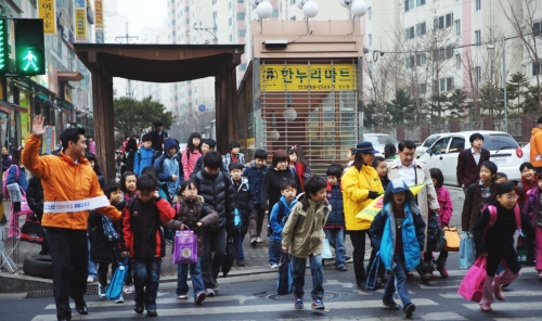 하이카다이렉트 신입사원,‘스쿨존 지키기 캠페인’