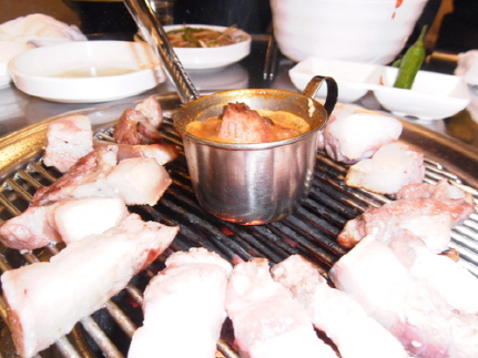 제주도 생 근고기 전문점 ‘돈몽가’