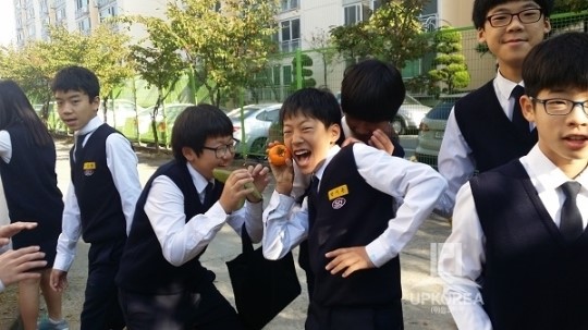 시흥중학교의 가을포스터