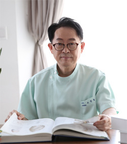 < 이강창 칼럼 > 바르지 못한 습관이 불균형 체형을 만들어