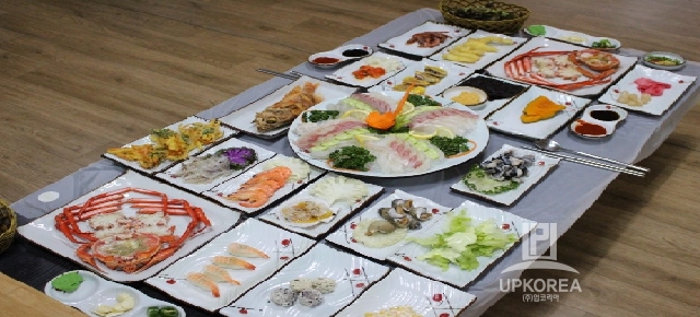 대포항 푸른 속초 앞바다 바라보며 활어회를 즐기는 방법은?