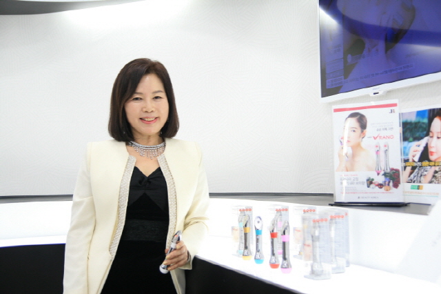 [인터뷰] 제이뷰티코리아 지영란 대표, 화장품 손으로 바르지 말고 이제 마사지하세요