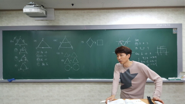 [업체탐방]홍수학영어학원 홍순동 원장 최고의 커리큘럼은 올바른 인성으로 시작된다
