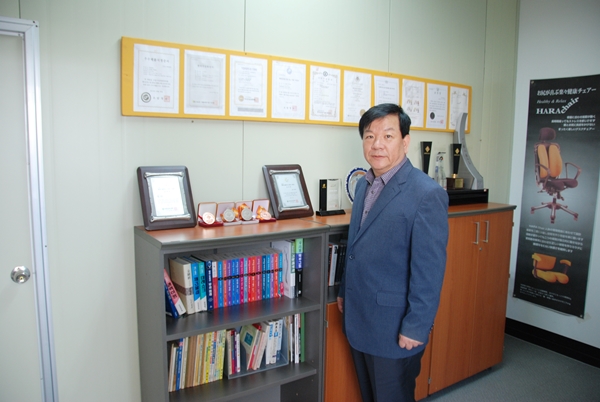 (주)하라테크, “사람을 먼저 생각하고 의자를 만드는 기업이 돼”
