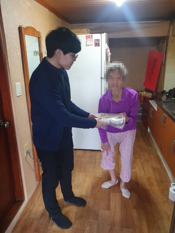 소요동 착한식당 어전, 저소득 어르신을 위한 밑반찬 나눔