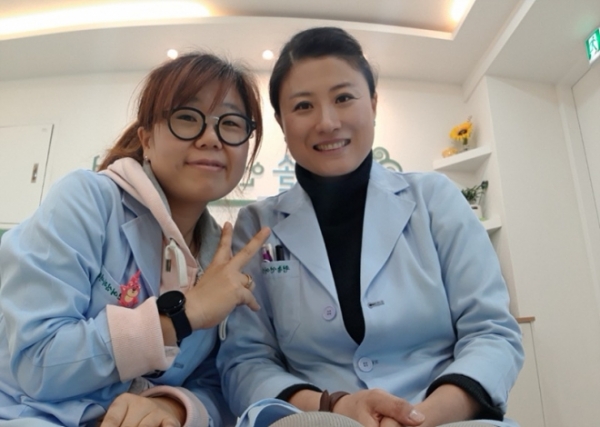 청솔언어심리센터 김민정 센터장, 힘들고 긴 마라톤과 같은 치료를 거쳐 나가실 때, 저희도 늘 함께 뛰고 걸으며 응원하겠습니다.
