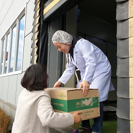 마크로드제과, 소외계층 62가구에 케이크지원
