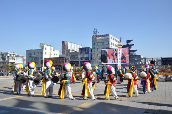 익산문화원, 귀성객 맞이 신명나는 풍물 한마당 펼쳐