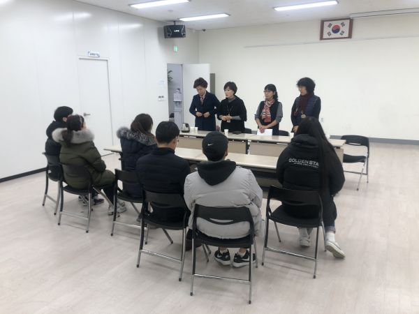 구리시 인창동, 관내 저소득층 자녀 장학금 전달