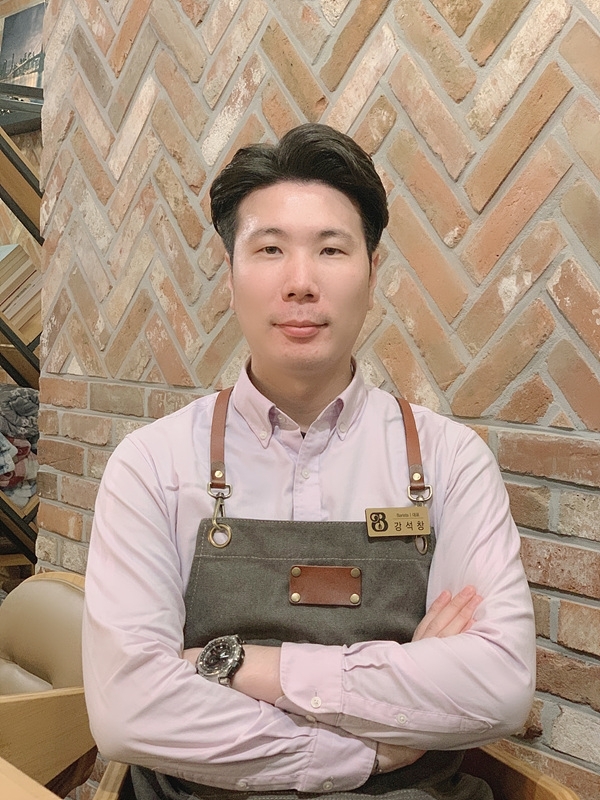 용인카페 본투비커피 강석창 대표, 제대로 된 커피를 맛보여드리겠다는 목표로, 커피 그 자체에 최대한 집중하고 있습니다.