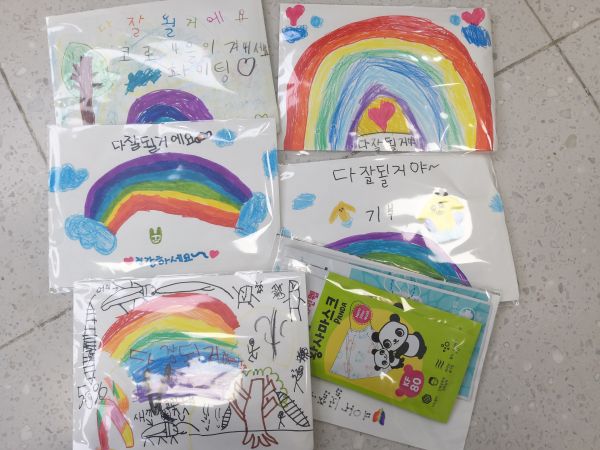 고촌 초등생 천사들, 고촌읍에 마스크와 손편지 전달