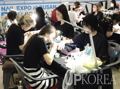 네일아트 전공자에게 받아보세요, 부산 해운대 장산 클로이뷰티 정지영 원장